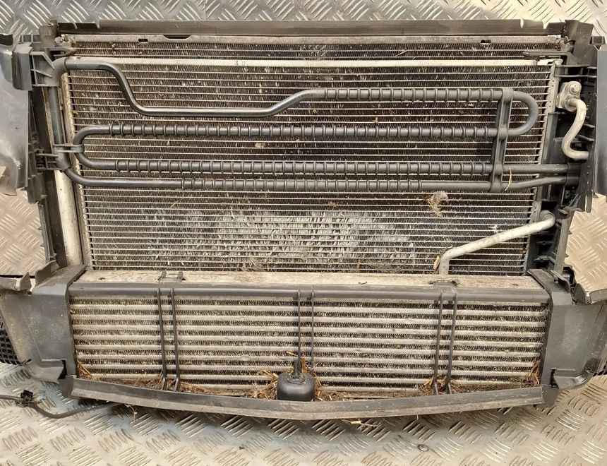 MERCEDES-BENZ C-Class W204/S204/C204 (2004-2015) Cooling Parts a2049060212,A2045000654,A0995006203,A2049066802,A2045000293 29023495