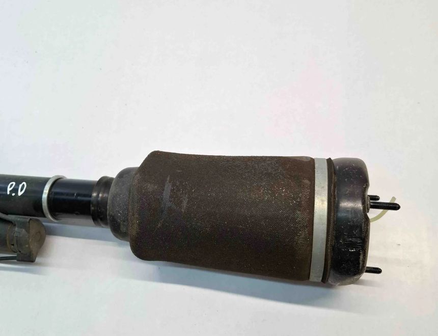 MERCEDES-BENZ R-Class W251 (2005-2017) Front right pneumatic shock absorber A2513205613 32489484