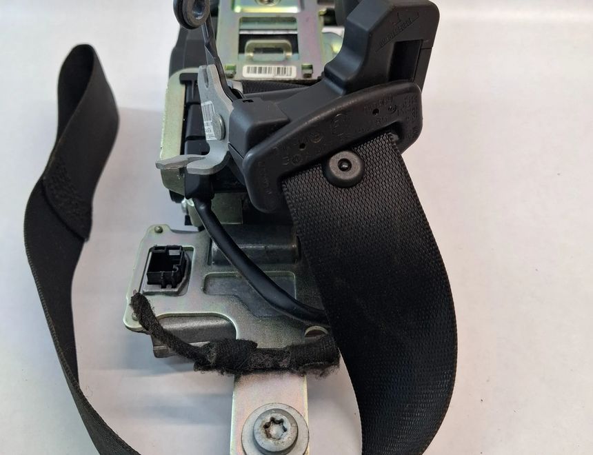 MERCEDES-BENZ E-Class W212/S212/C207/A207 (2009-2016) Ремень безопасности передний правый A2078604285 33012125