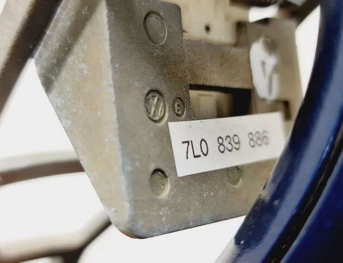 VOLKSWAGEN Touareg 1 generation (2002-2010) Rear right door outer handle 7L0839886 21310634