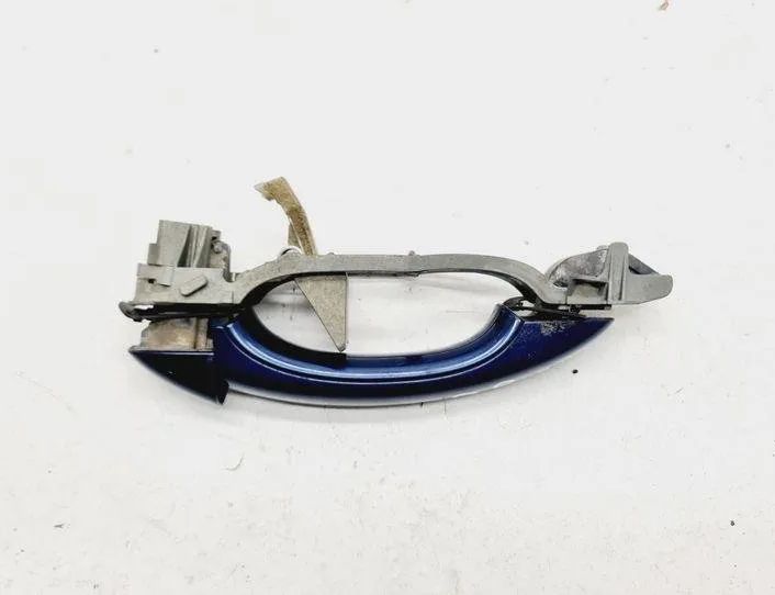 VOLKSWAGEN Touareg 1 generation (2002-2010) Pravé zadné dvere vonkajšia kľučka 7L0837886A 21312923