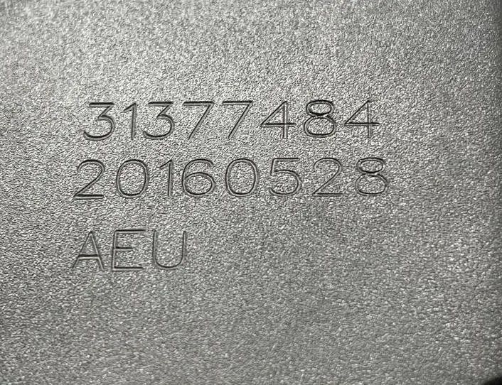 VOLVO V40 Cross Country 1 generation (2012-2020) Zadný stredný sedadlový pracka 31377484 27241881