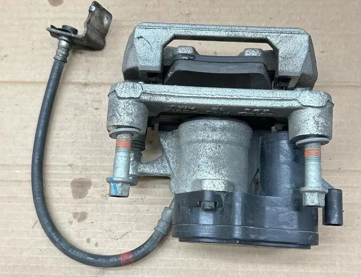 KIA EV6 1 generation (2021-2023) Ľavý zadný brzdový strmeň 58210GI000,58210CV500CWA,58210KL000 27250408