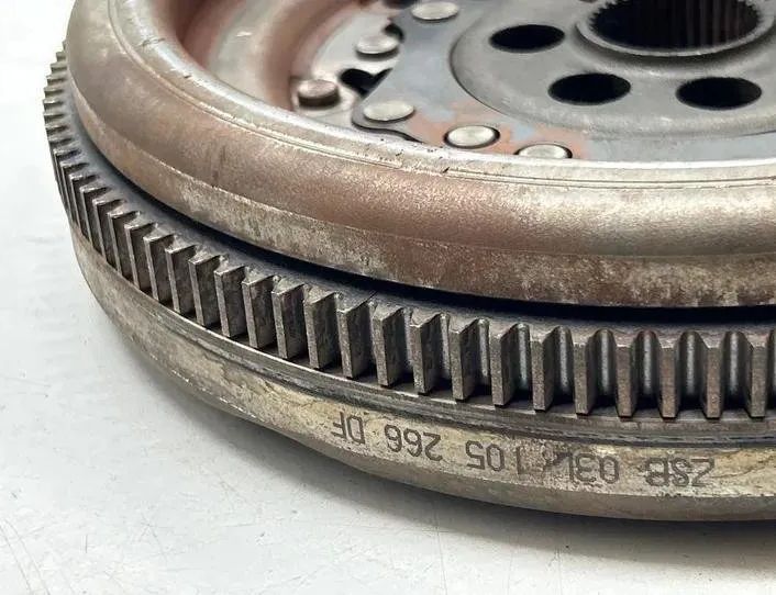 SKODA Octavia 3 generation (2013-2020) Setrvačník 03L105266DF,0024103,031115 27351569