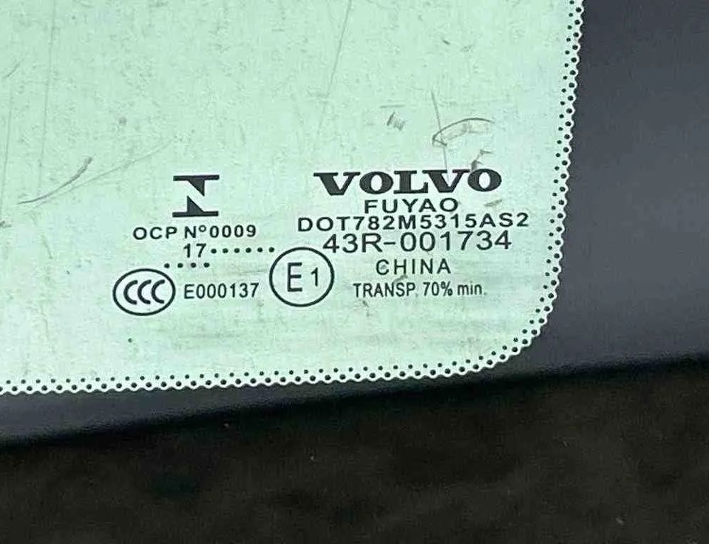 VOLVO S90 2 generation (2016-2023) Pravé zadné okno 43R001734,E000137 32684363