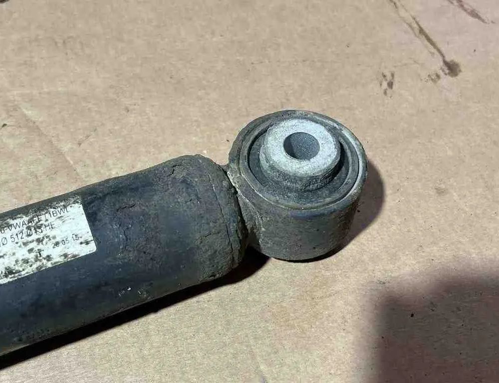 SKODA Octavia 3 generation (2013-2020) Rear Left Shock Absorber 5Q0512013HE 32685652