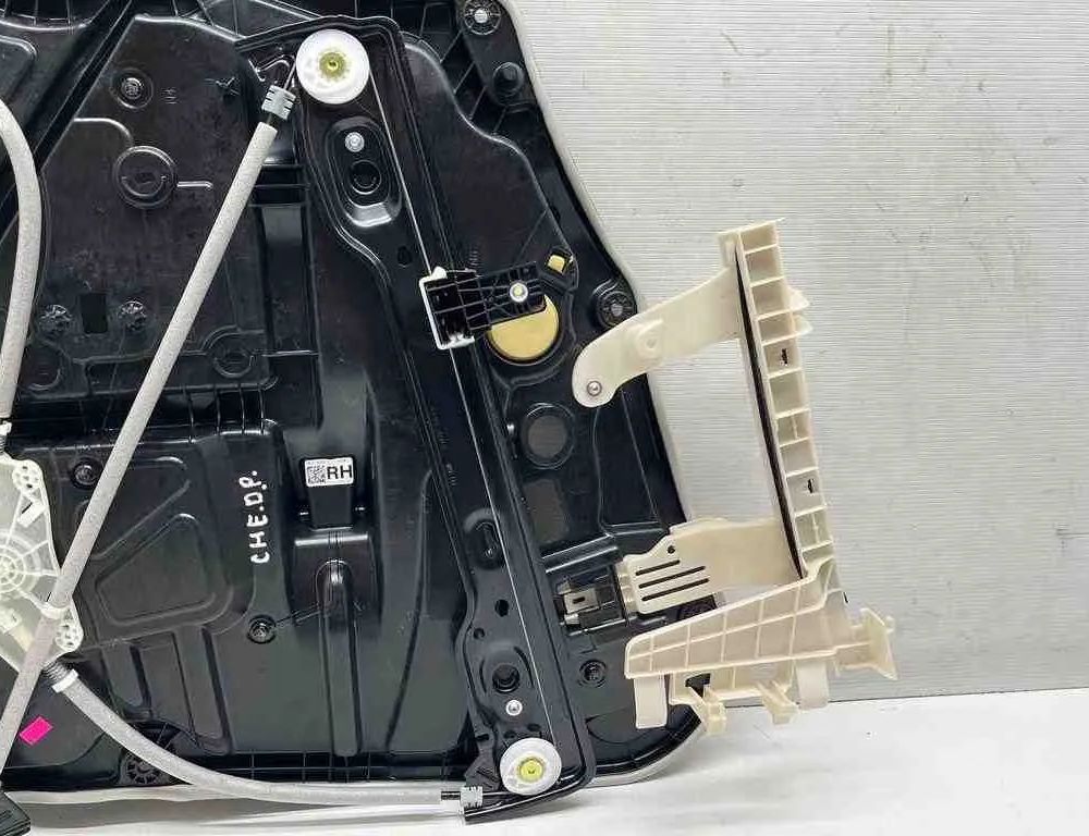 JEEP Grand Cherokee 4 generation (WK) (2004-2024) Стеклоподъемник передней правой двери 68499662AA,E28750110 32690590