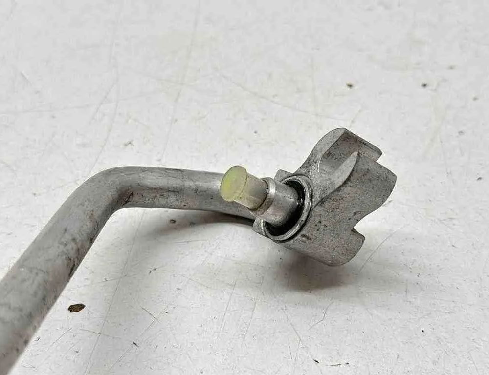 CHRYSLER Pacifica 2 generation (RU) (2016-2023) AC Hose Pipe 68227756AC 32691328