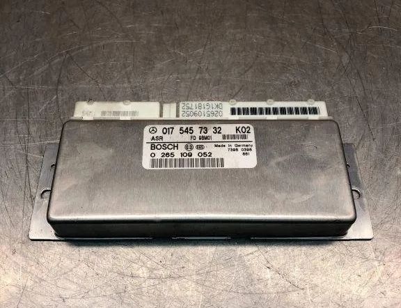 MERCEDES-BENZ E-Class W210 (1995-2002) ABS kontrolná jednotka 0175457332,0265109052 31740744