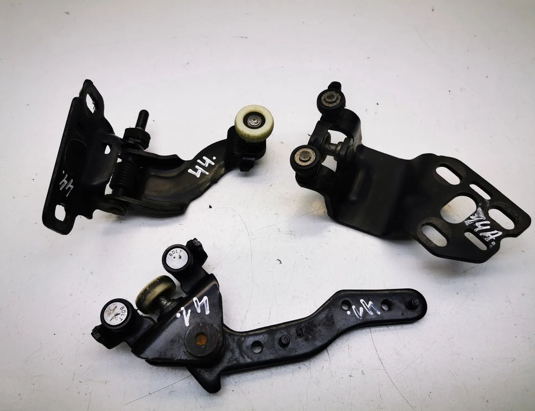 FORD B-MAX 1 generation (2012-2018) Kĺzavá koľajnica dverí av11-r25029ae 13850412