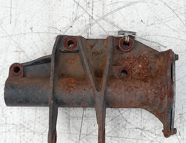 RENAULT Master 2 generation (1997-2010) Držiak nápravy 8200370964,8200370964A,8200370964A 27806594