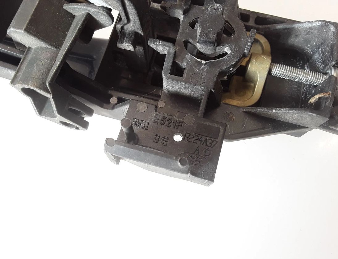 FORD C-Max 1 generation (2003-2010) Ľavá predná dverová vonkajšia kľučka 3M51R224A37,3M51R224A37AD 11625971