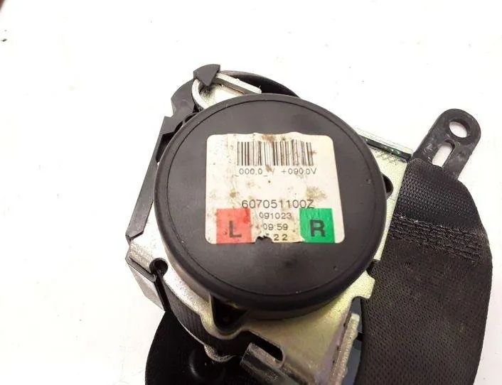 BMW 1 Series E81/E82/E87/E88 (2004-2013) Ľavý zadný bezpečnostný pás 607051100Z 20728311