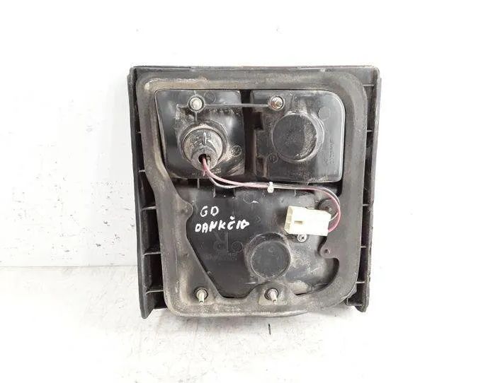 SSANGYONG Musso 1 generation (1993-2006) Pravé zadné svetlo na kufri 8360205501 20731951