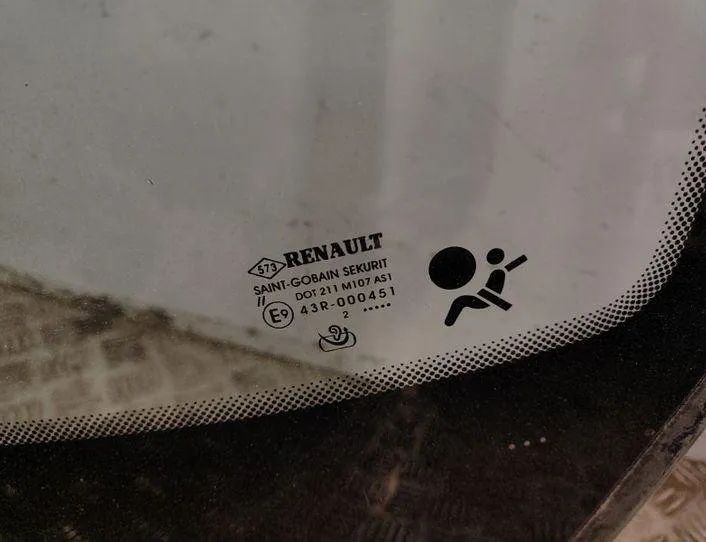 RENAULT Megane 2 generation (2002-2012) Predné čelné sklo 43R000451 20764926