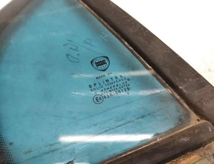 LANCIA Thesis 1 generation (2001-2009) Zadné sklenené koľaje dverí 43R00128 20766031