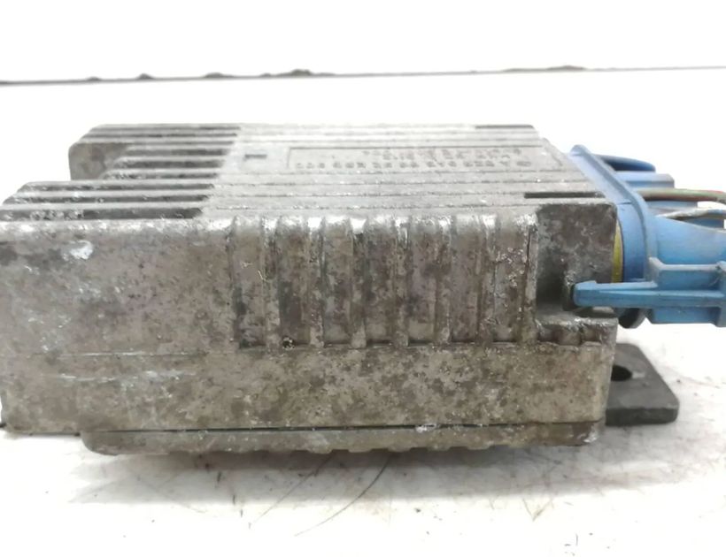 MERCEDES-BENZ A-Class W168 (1997-2004) Relé ventilátora chladiacej kvapaliny 2ESG300,A0235456832 29802939