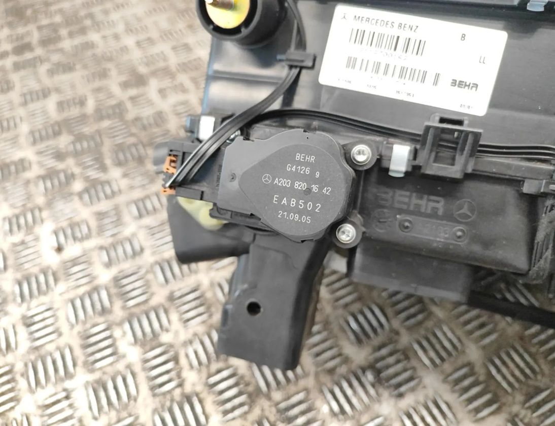 MERCEDES-BENZ CLS-Class C219 (2004-2010) Печка салона 2118300162 30015366