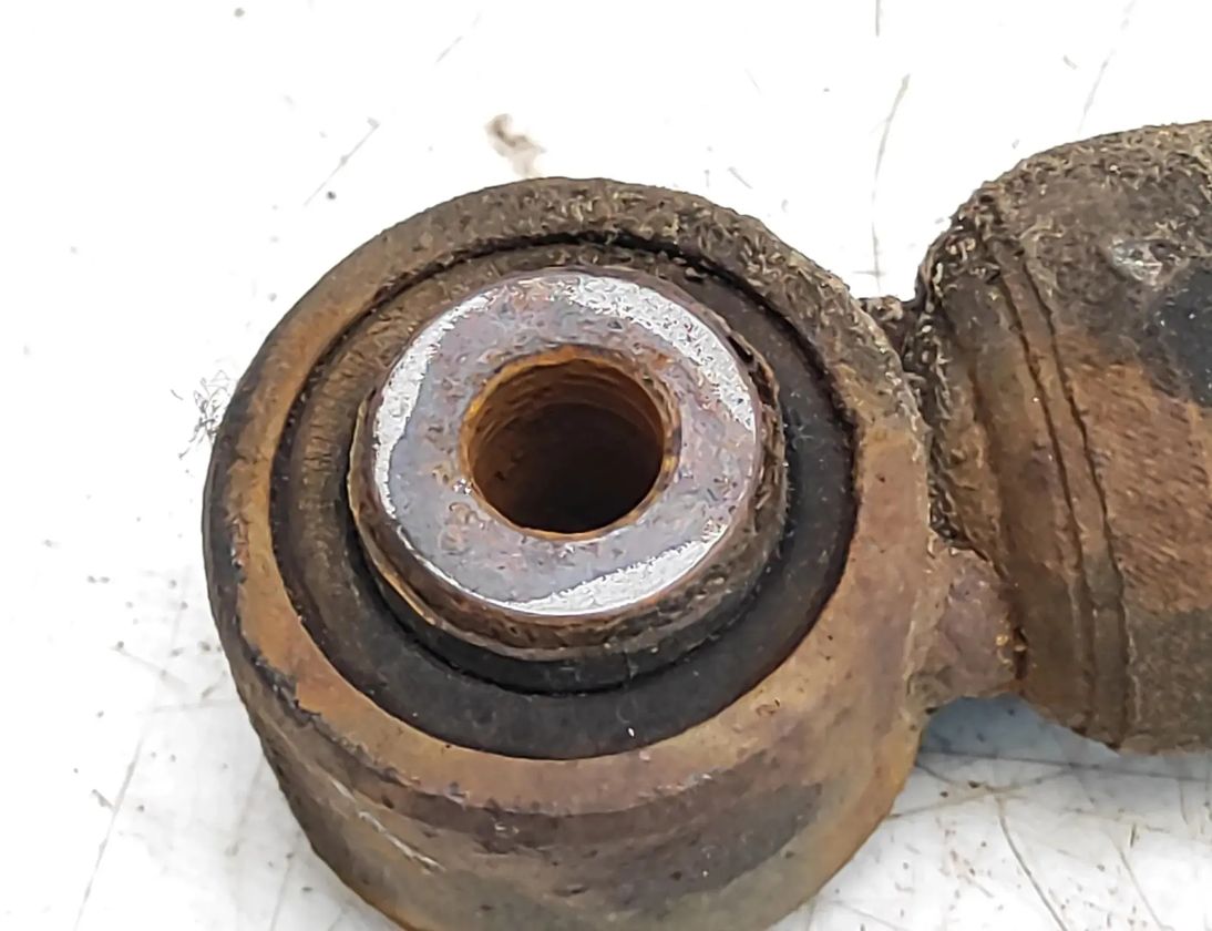 SUZUKI Swift 3 generation (2004-2010) Pravý zadný tlmič nárazov 4181053R00 30086020