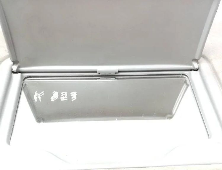 VOLKSWAGEN Golf 4 generation (1997-2006) Ľavý slnečný kryt 3B0857552A 30393278