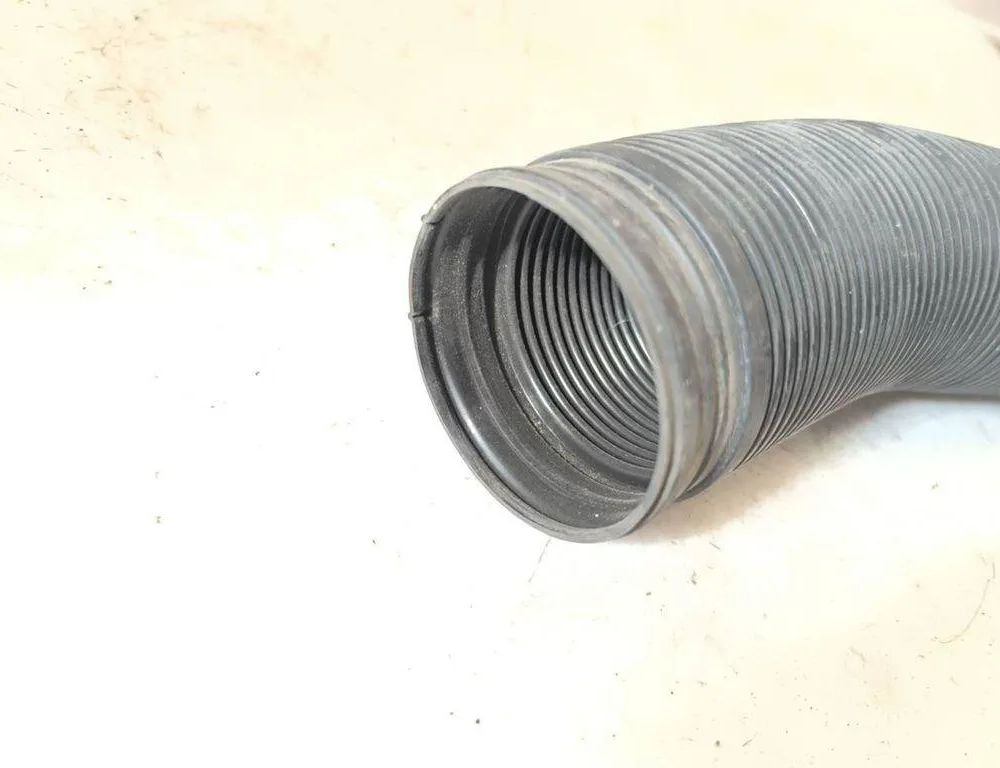 VOLKSWAGEN Golf 4 generation (1997-2006) Другие шланги 1J0129684J 30434305