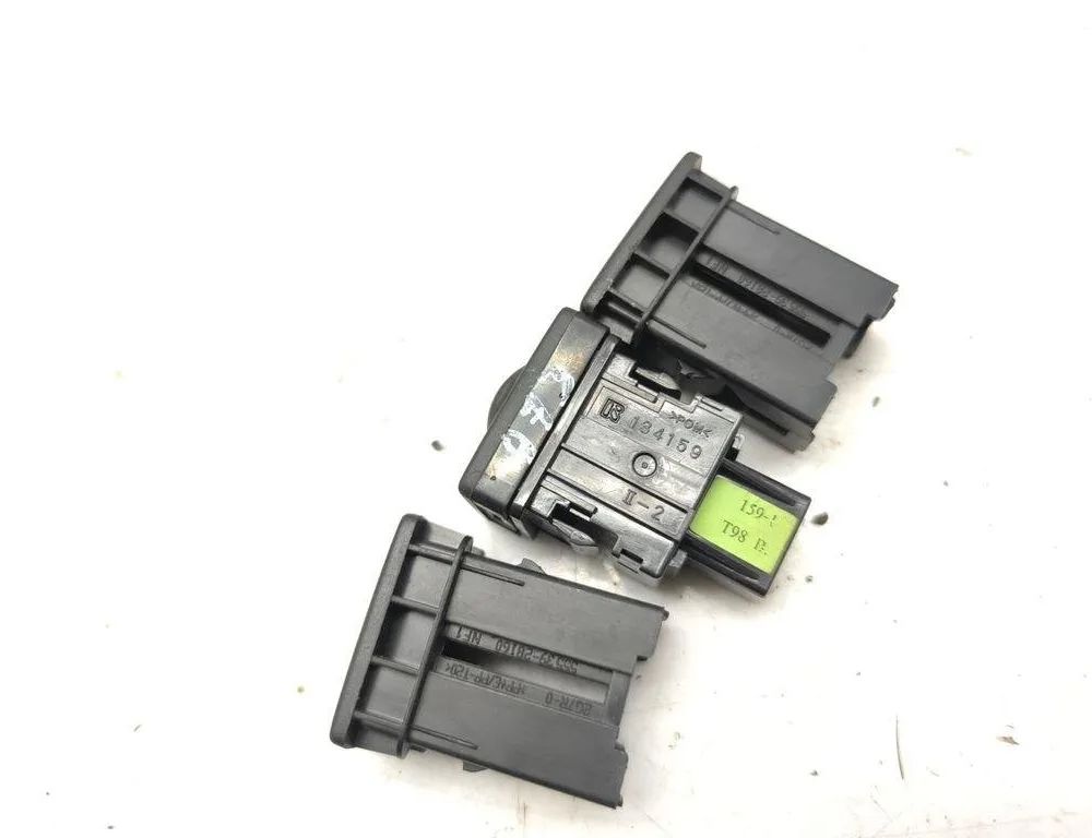 TOYOTA Prius 3 generation (XW30) (2009-2015) Переключатель регулировки высоты фар 134159 30658483