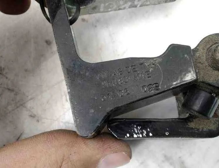 AUDI A4 B7/8E (2004-2008) Другие кузовные детали LY9B,8K0831401E,8K0831401B 32416365