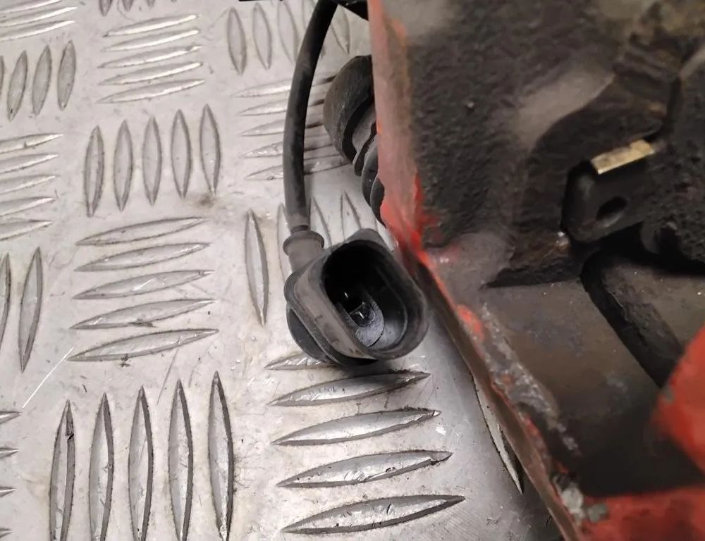 AUDI A8 D5/4N (2017-2024) Супорт тормозов задний левый 29514416