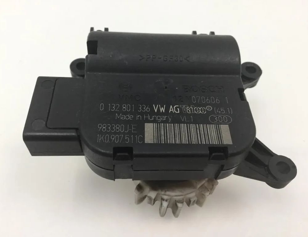 VOLKSWAGEN Golf 5 generation (2003-2009) Ventily na ovládanie vnútorného kúrenia 1K0907511C 32903603