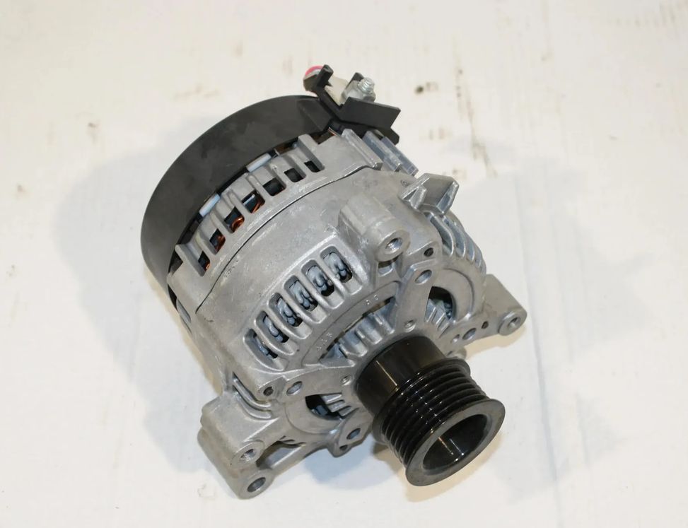 BMW X1 F48/F49 (2015-2023) Генератор 7640131 29009238