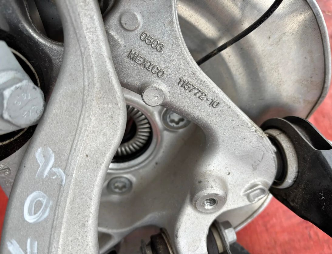 BMW X3 G01 (2017-2024) Подвескa задняя правая 115772 32957418