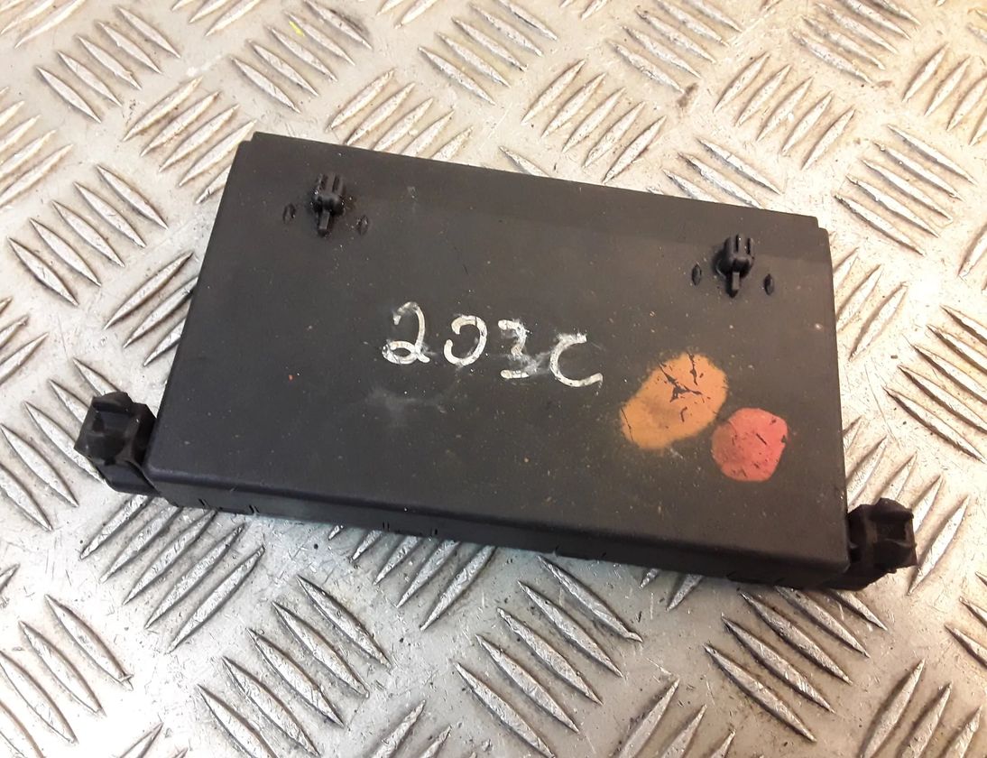 MERCEDES-BENZ C-Class W203/S203/CL203 (2000-2008) Front Right Door Control Unit 2038206426,a2038206426 12239824