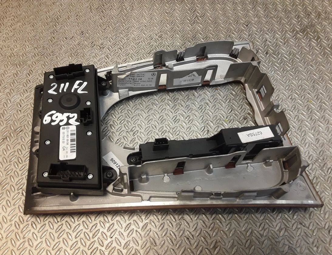 MERCEDES-BENZ E-Class W211/S211 (2002-2009) Plastový obklad páky prevodovky 2116802336,a2116802336 13305103