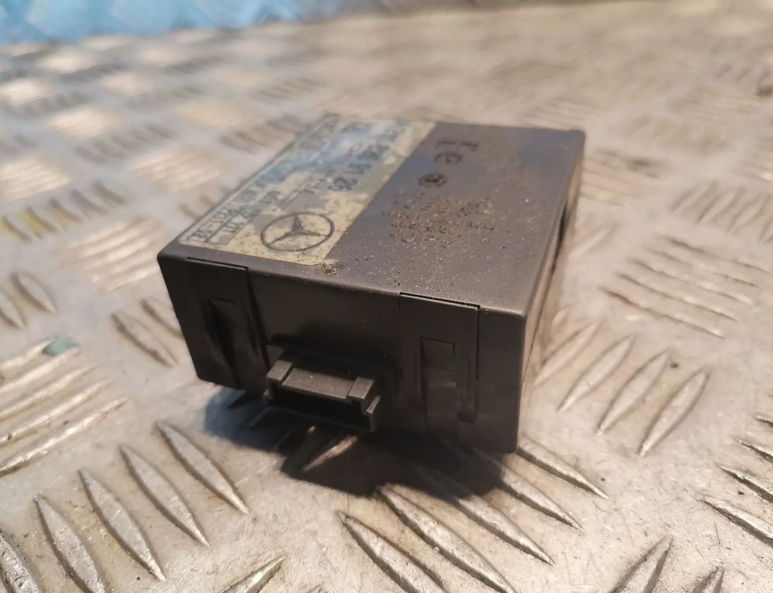 MERCEDES-BENZ CLK AMG GTR C297 (1997-1999) Блок управления сигнализацией 2118209126 18051312