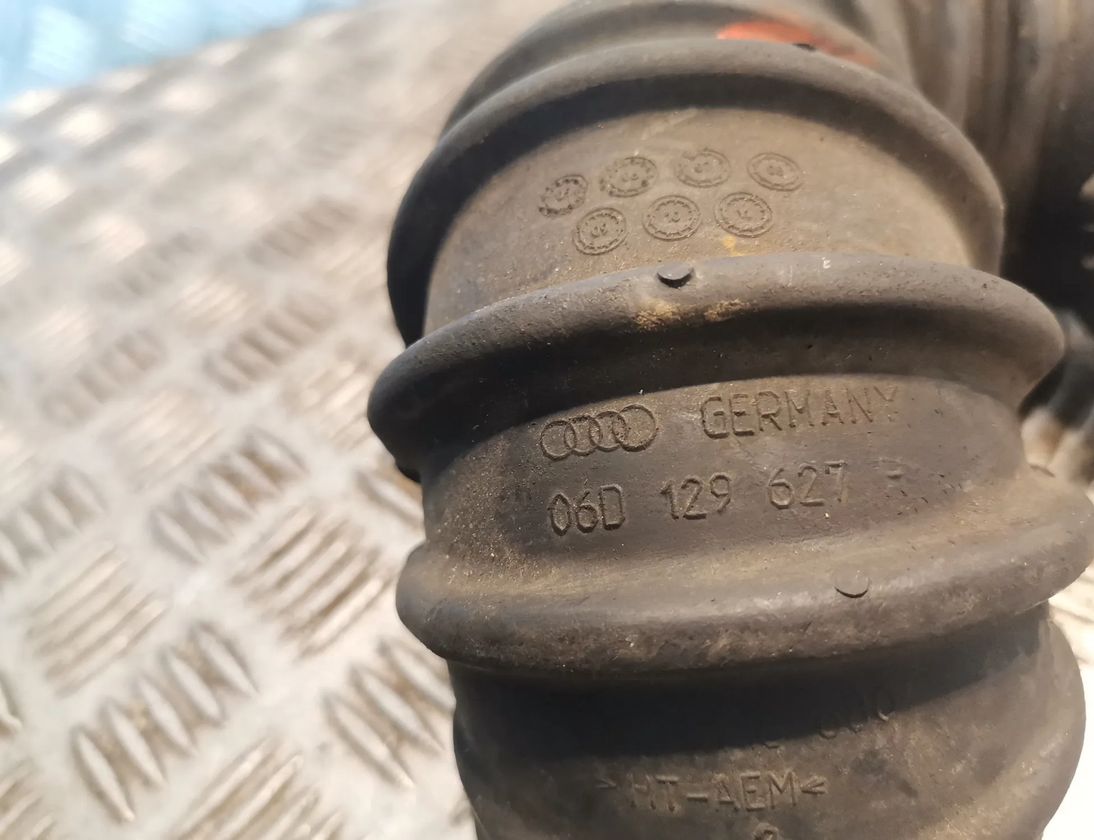 AUDI A6 C6/4F (2004-2011) Air Intake Tube 06D129627H 21085668