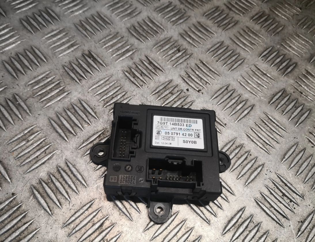 JAGUAR XF 1 generation  (2011-2016) Predná pravá dverová ovládacia jednotka 7g9t14b533ed 30657359