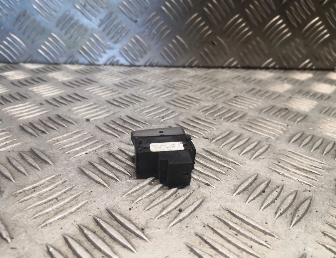 VOLKSWAGEN Phaeton 1 generation (2002-2016) Centrálny zamykací prepínač 3d0962125 31803225