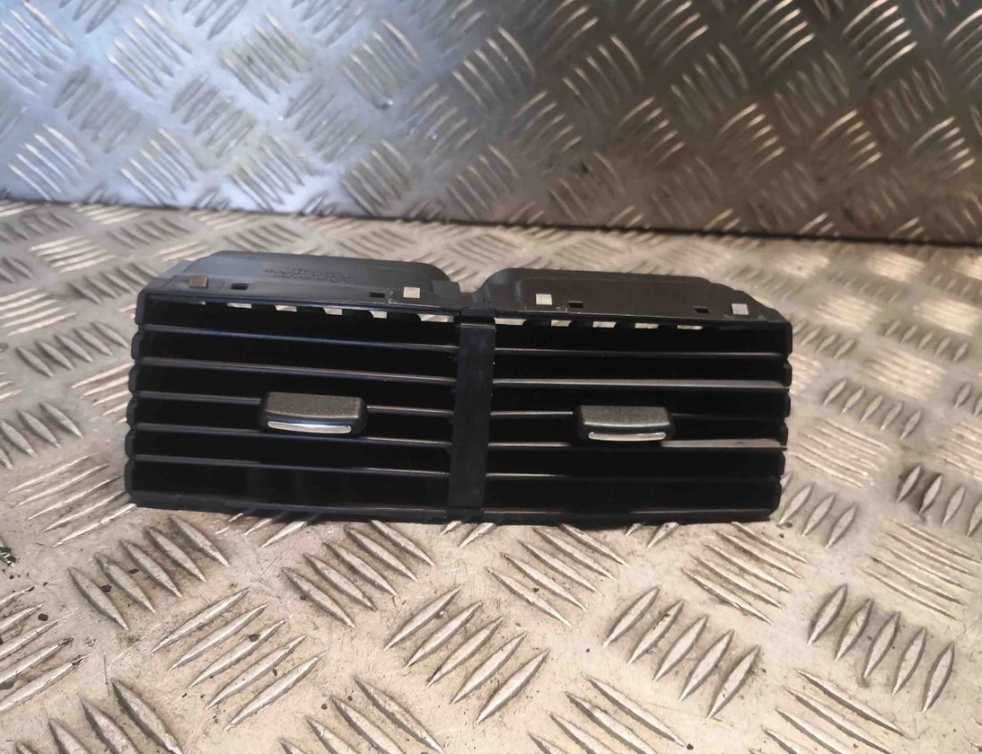 SUBARU Forester SH (2007-2013) Center console air vents 66110fg020 32549856