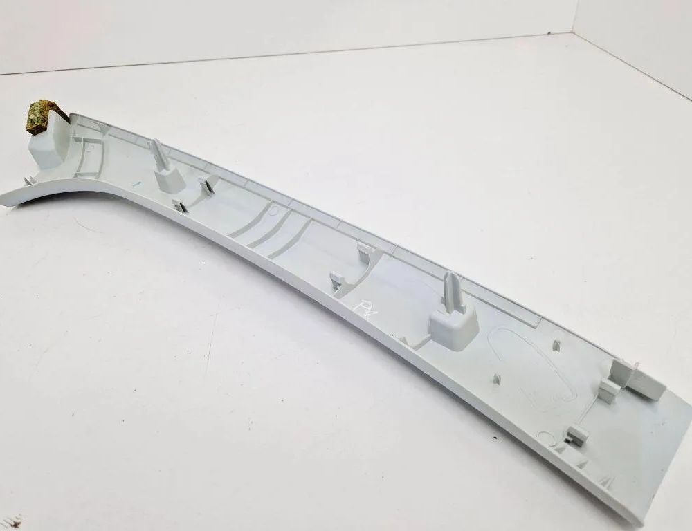 PEUGEOT 208 Peugeot 208 (2012-2015) Правая часть стойки 96737503 30561656