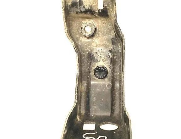 PEUGEOT 508 2 generation (2018-2023) Задний правый кронштейн стабилизатора 9682246780 30562456