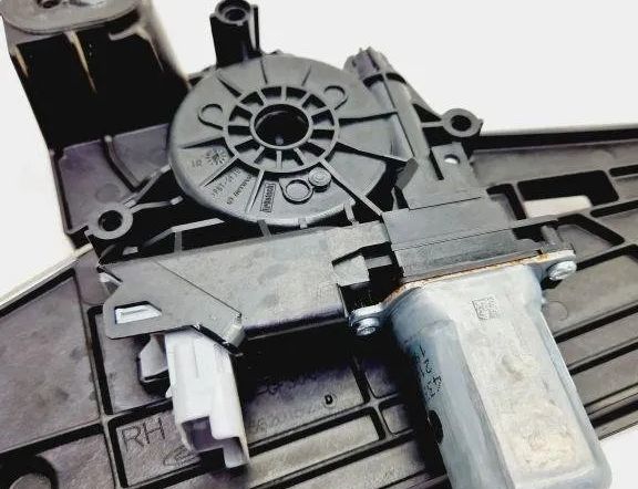 PEUGEOT 2008 2 generation (2019-2023) Rear Right Door Window Regulator 9830002480 30563721