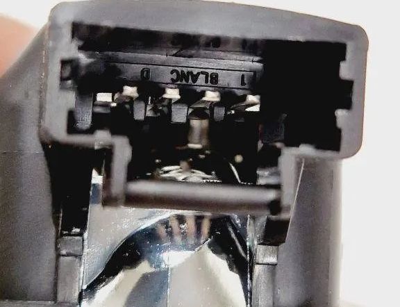 PEUGEOT 508 1 generation (2010-2020) Ostatné vnútorné časti 8957440,EMVR3864X 30574053