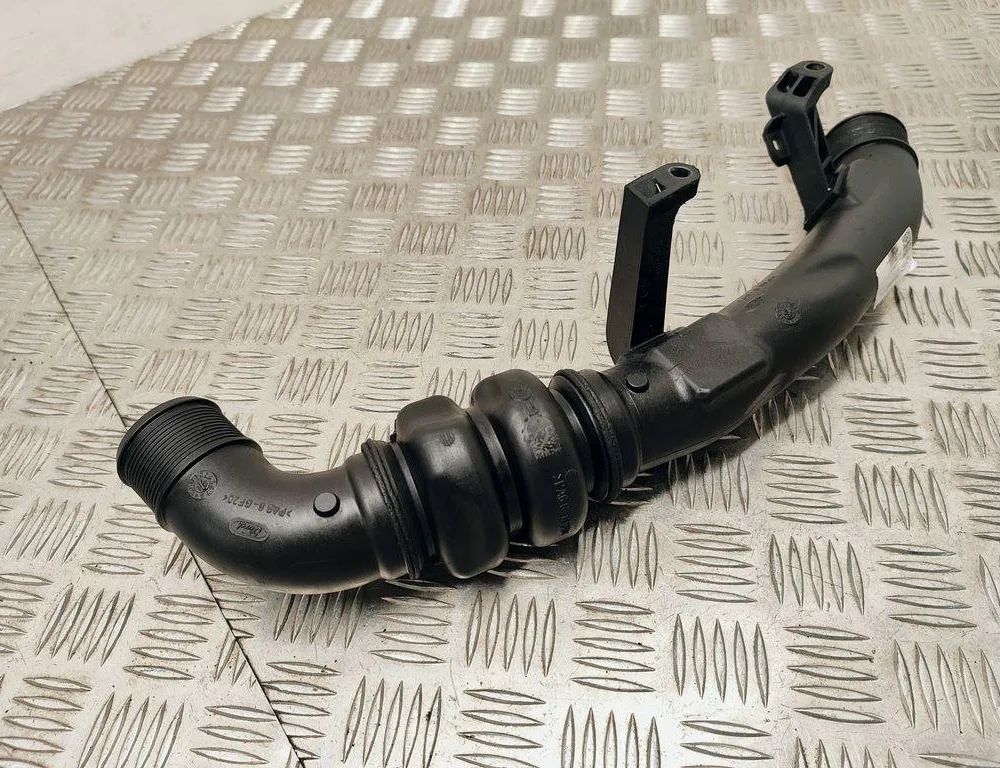 FORD S-Max 2 generation (2015-2024) шланг радиатора интеркулера F1014075808,DS736C646FK 30742635