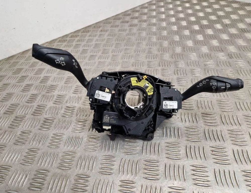 FORD Kuga 3 generation (2019-2023) Stieračový prepínač F1FT17A553BA,CV6T1335AE,DV6T3F944AA,BM5T14A664CD 32184380