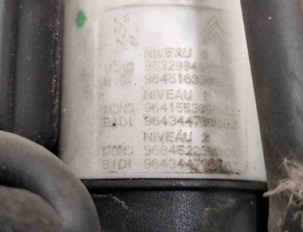 PEUGEOT 308 T9 (2013-2021) Бачок омывателя 9801927380,9806526980 32578908