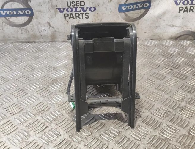 VOLVO XC60 1 generation (2008-2017) Подстаканник 30791467 26324917