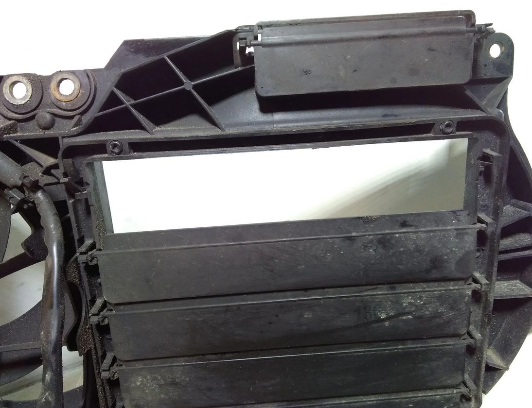 AUDI A6 C6/4F (2004-2011) Motorový chladiaci ventilátor Radiátor 4F0121003D 27571132