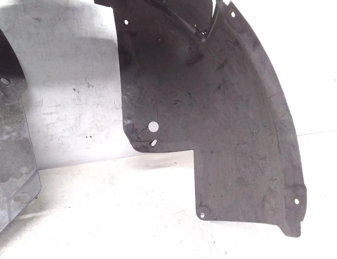 OPEL Astra H (2004-2014) Передний правый подкрылок 13125603 27604698