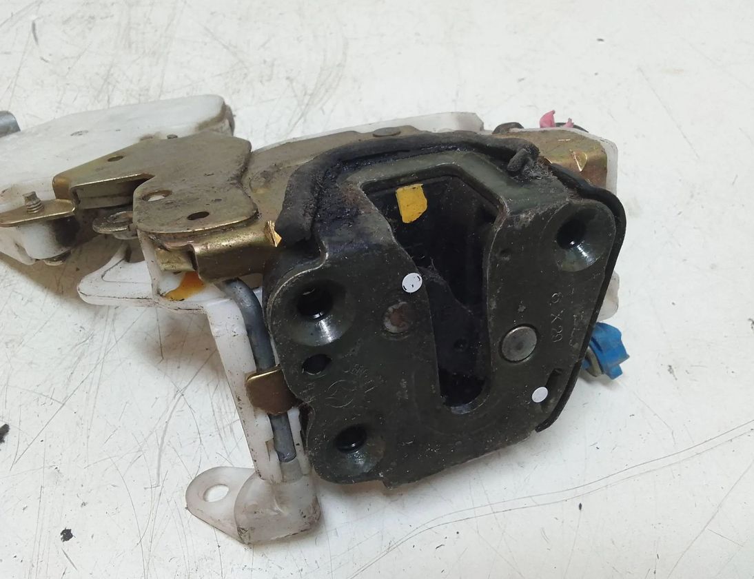 NISSAN Almera N16 (2000-2006) Замок двери передний правый 8055289918 27639167