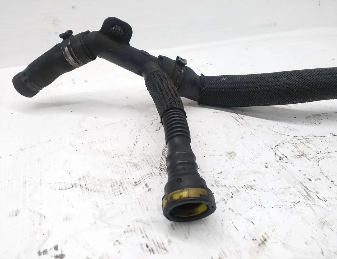 FORD Kuga 1 generation (2008-2013) Oil fill pipe 9684359980 27665980
